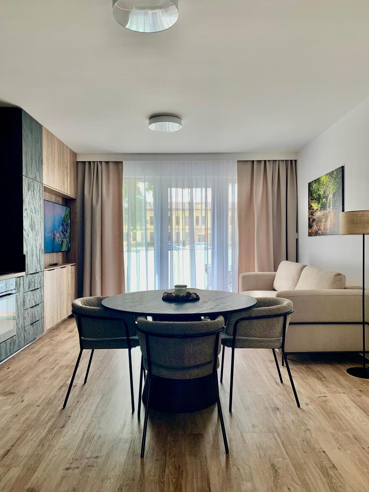 REMAR - Apartamenty z widokiem na Jezioro Biale