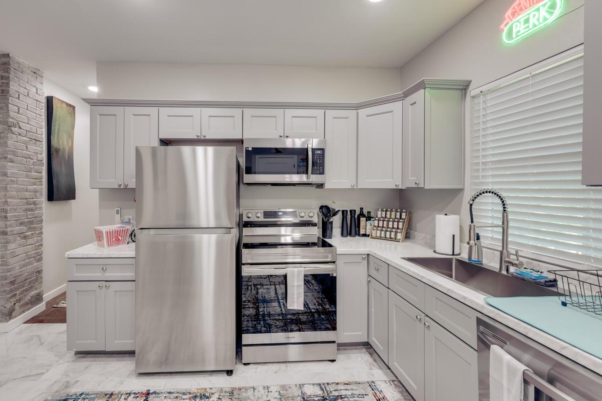 Pet-Friendly Home, Near Hot Springs National Park!