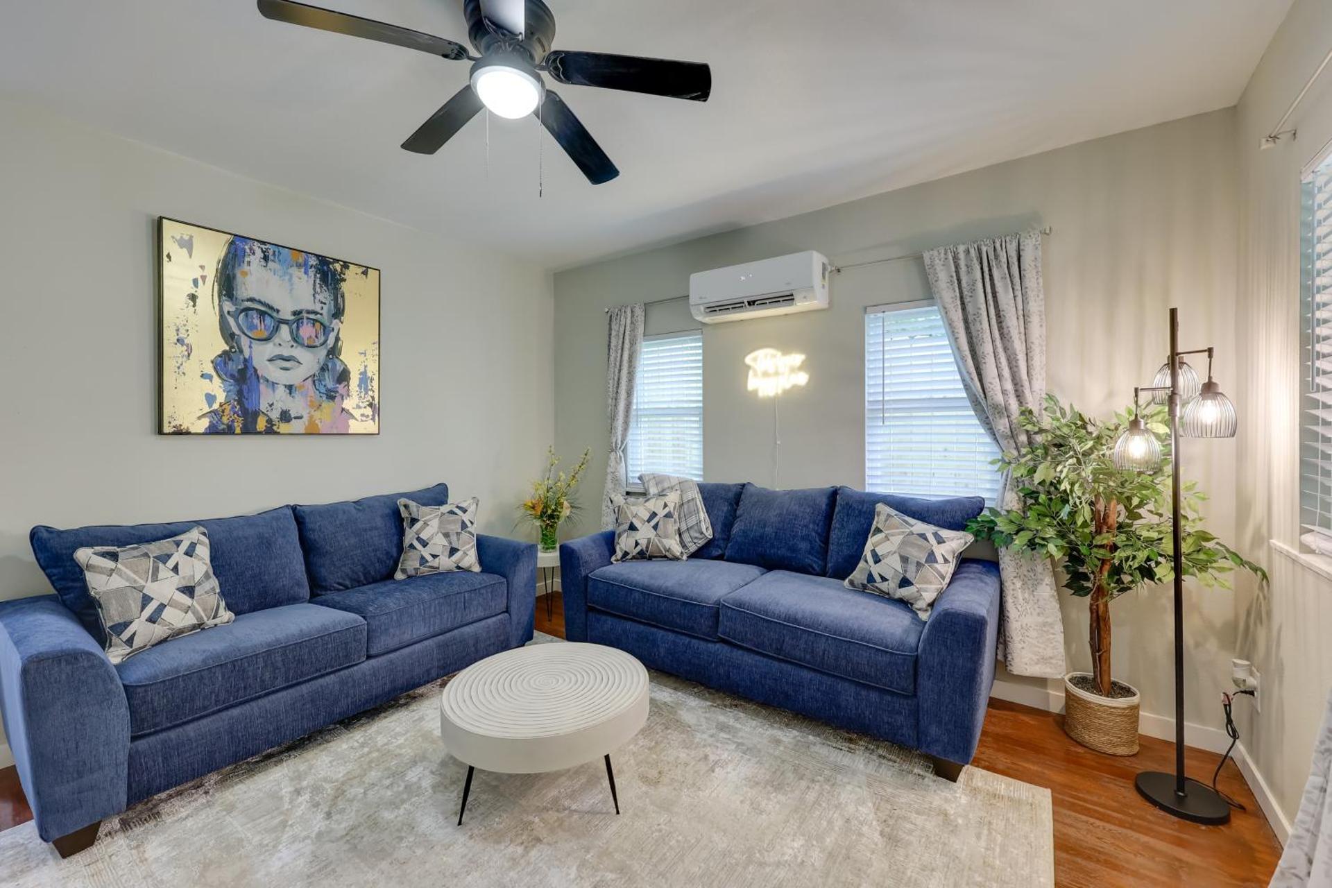 Hot Springs Home with Yard, Walk to Bathhouse Row!