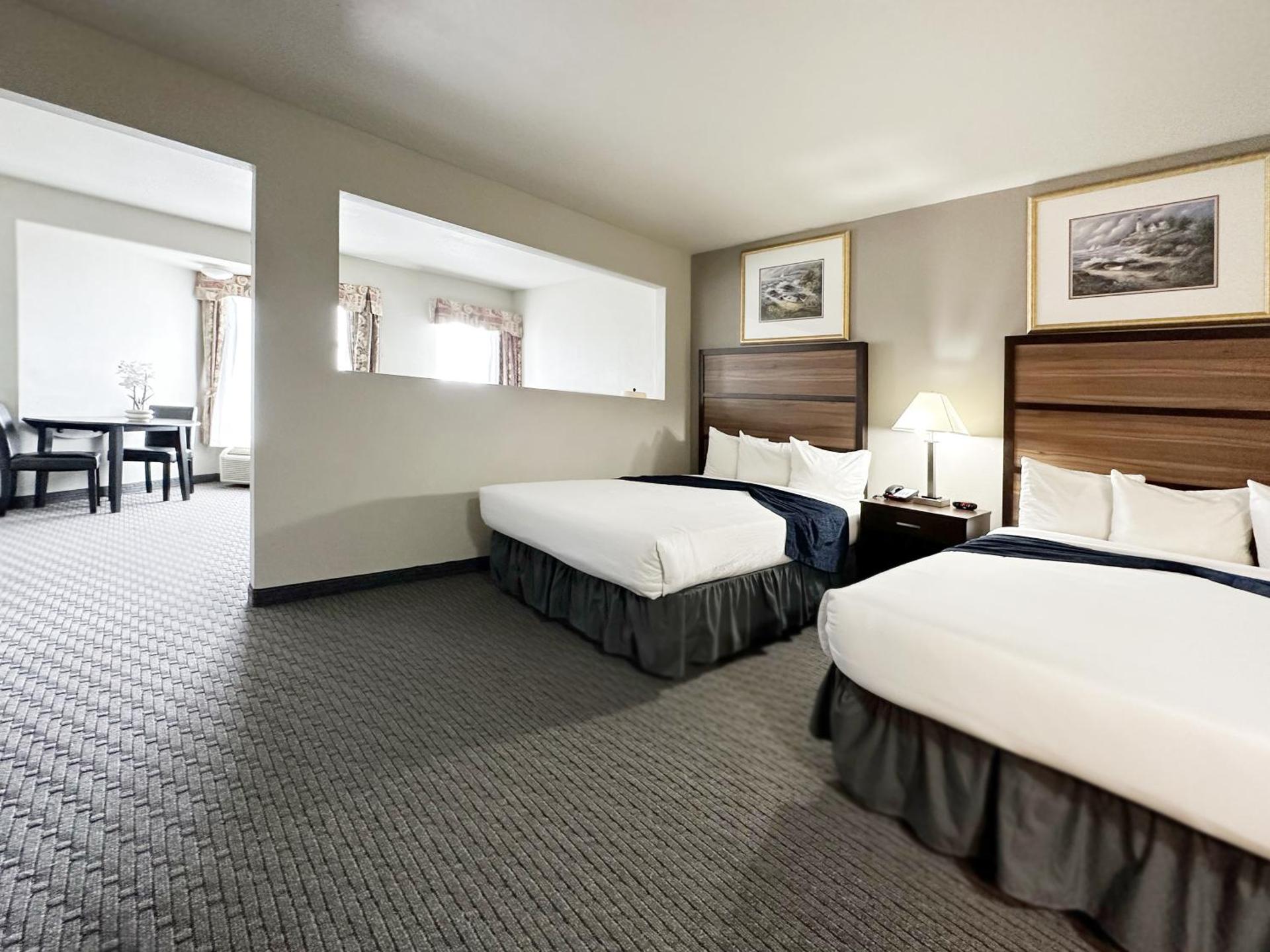 BayVue Hotel, Resort & Suites