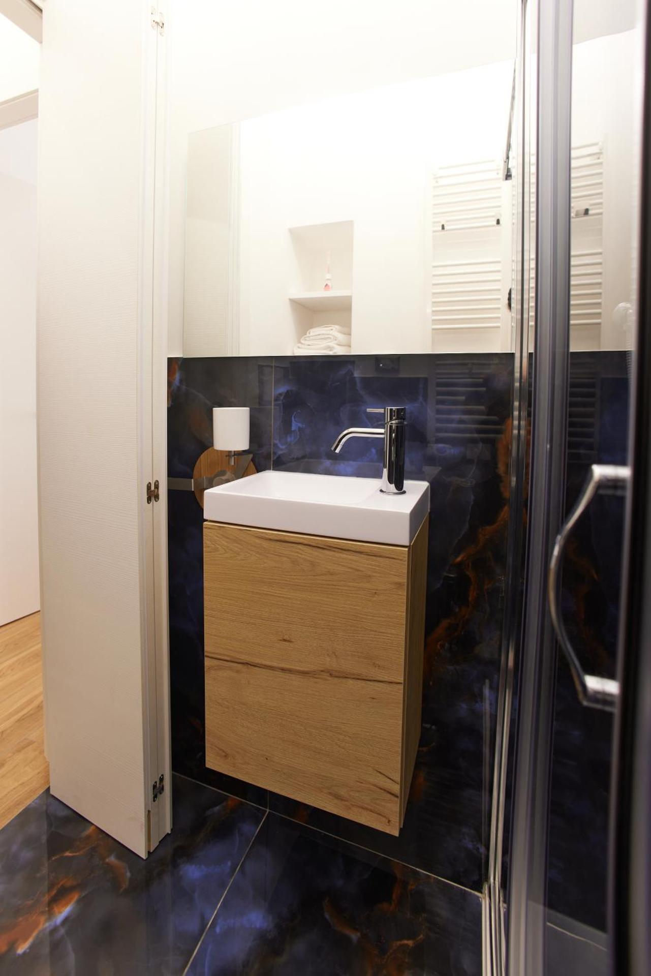 Napodano Apartments - Roma