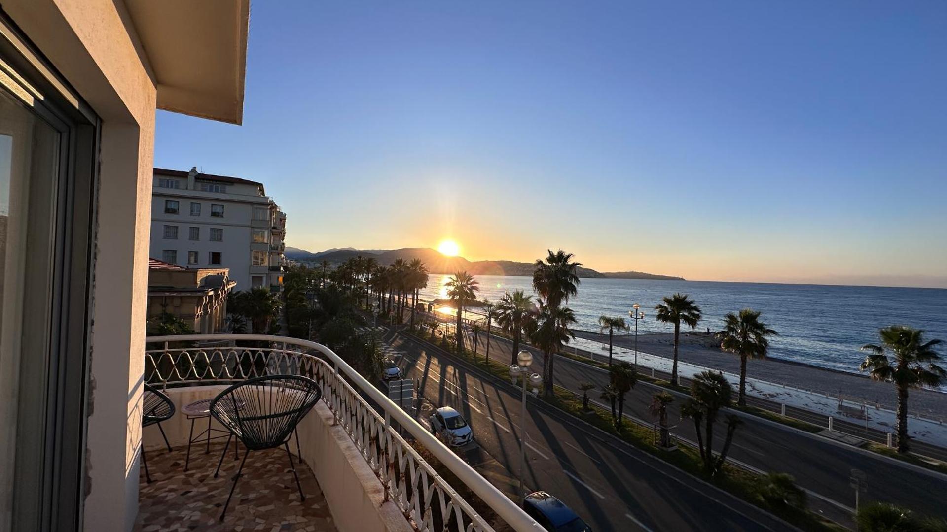 Beach front, Superbe appartement pour 4 personnes