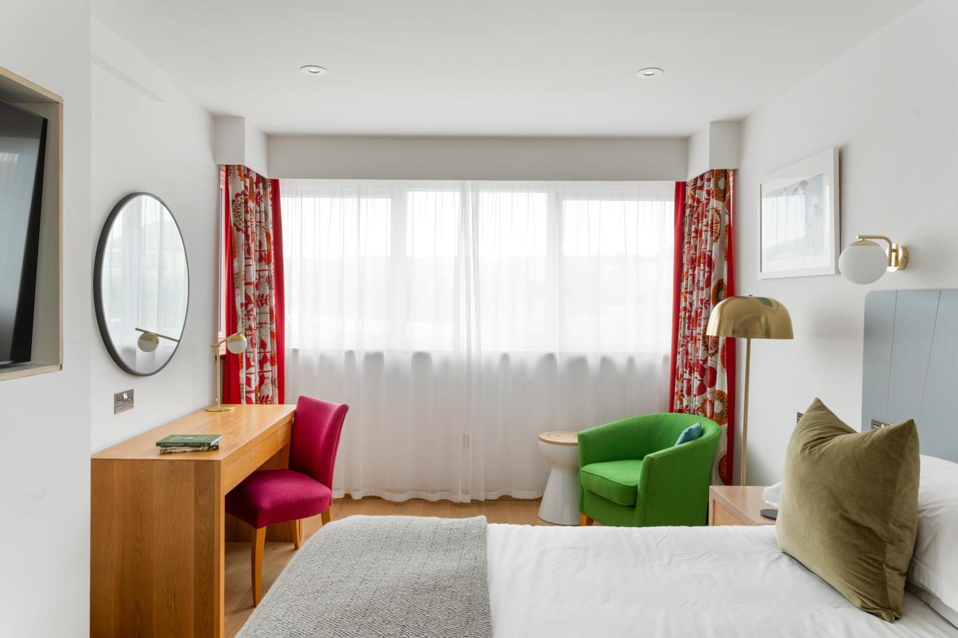 Photo of the whole room