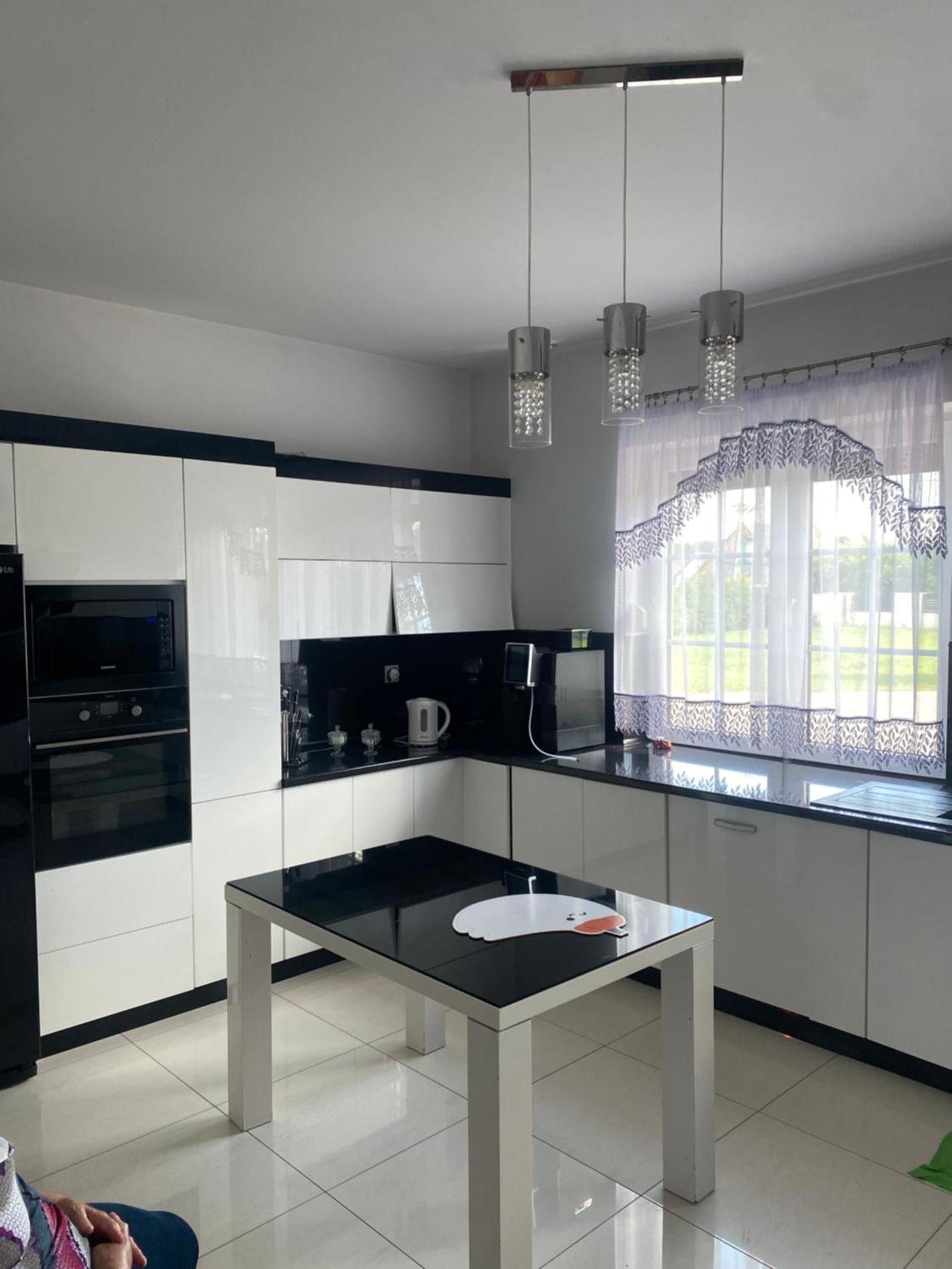 Dworek Kolorado dom 180 m2 na wyłączność - wyposażony