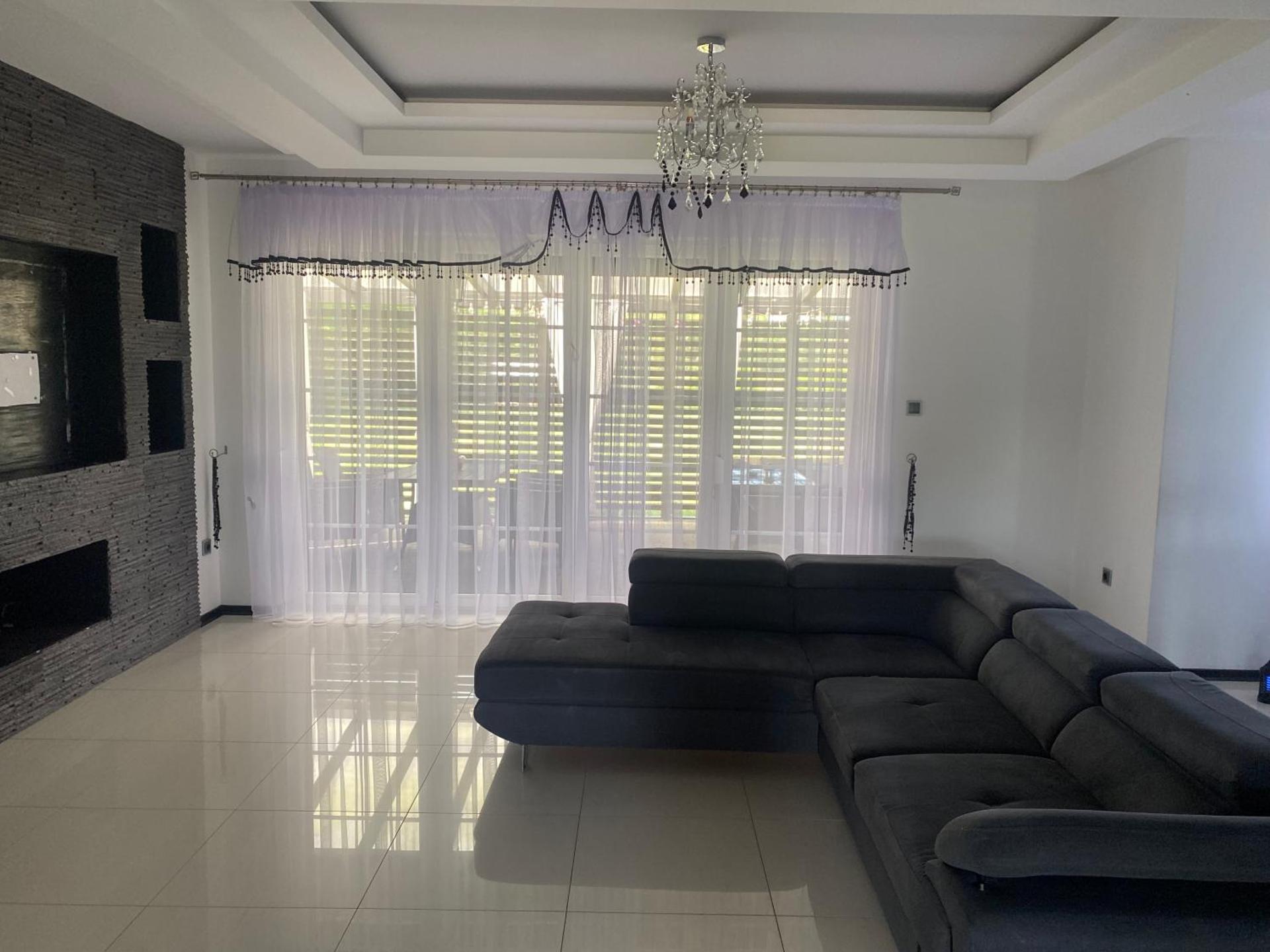 Dworek Kolorado dom 180 m2 na wyłączność - wyposażony