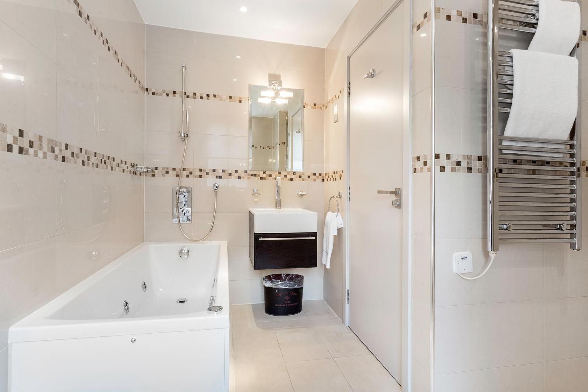 Arlington House Apartments