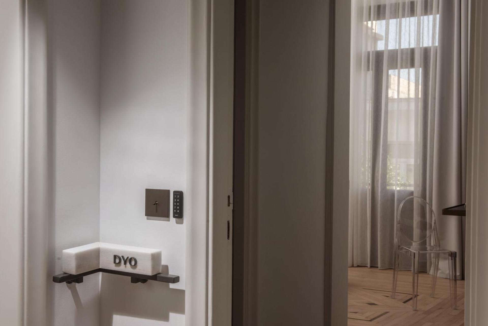 Logo/Certificate/Sign