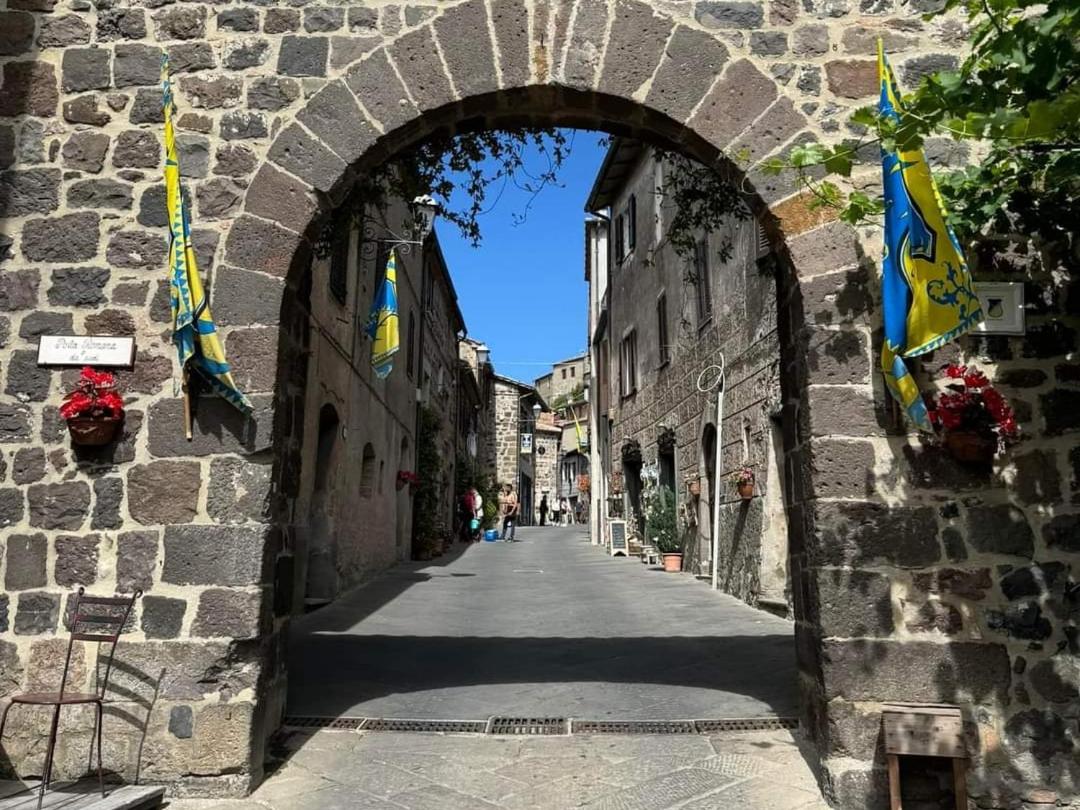 Flat Ghino di Tacco historical centre Radicofani
