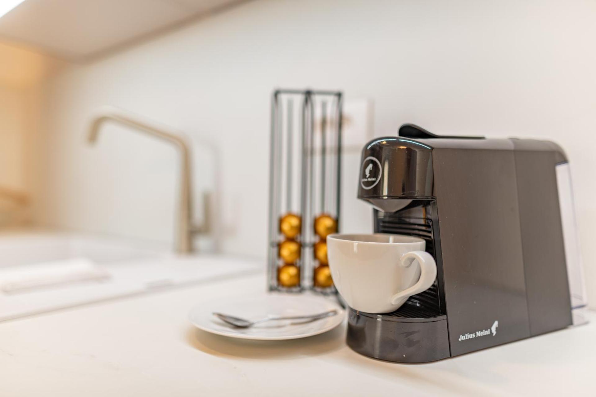 Rooms & Apartments Niko