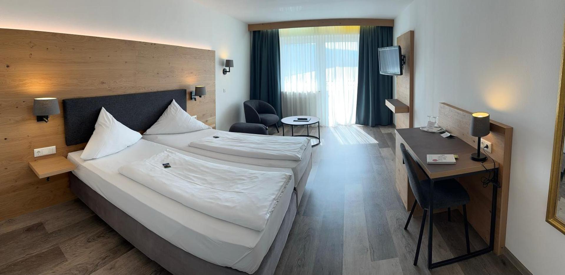 Photo of the whole room