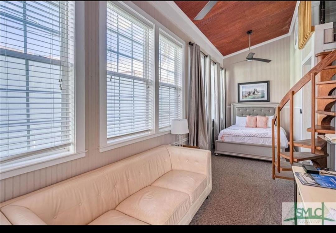 Tybee Island Inn Bed & Breakfast