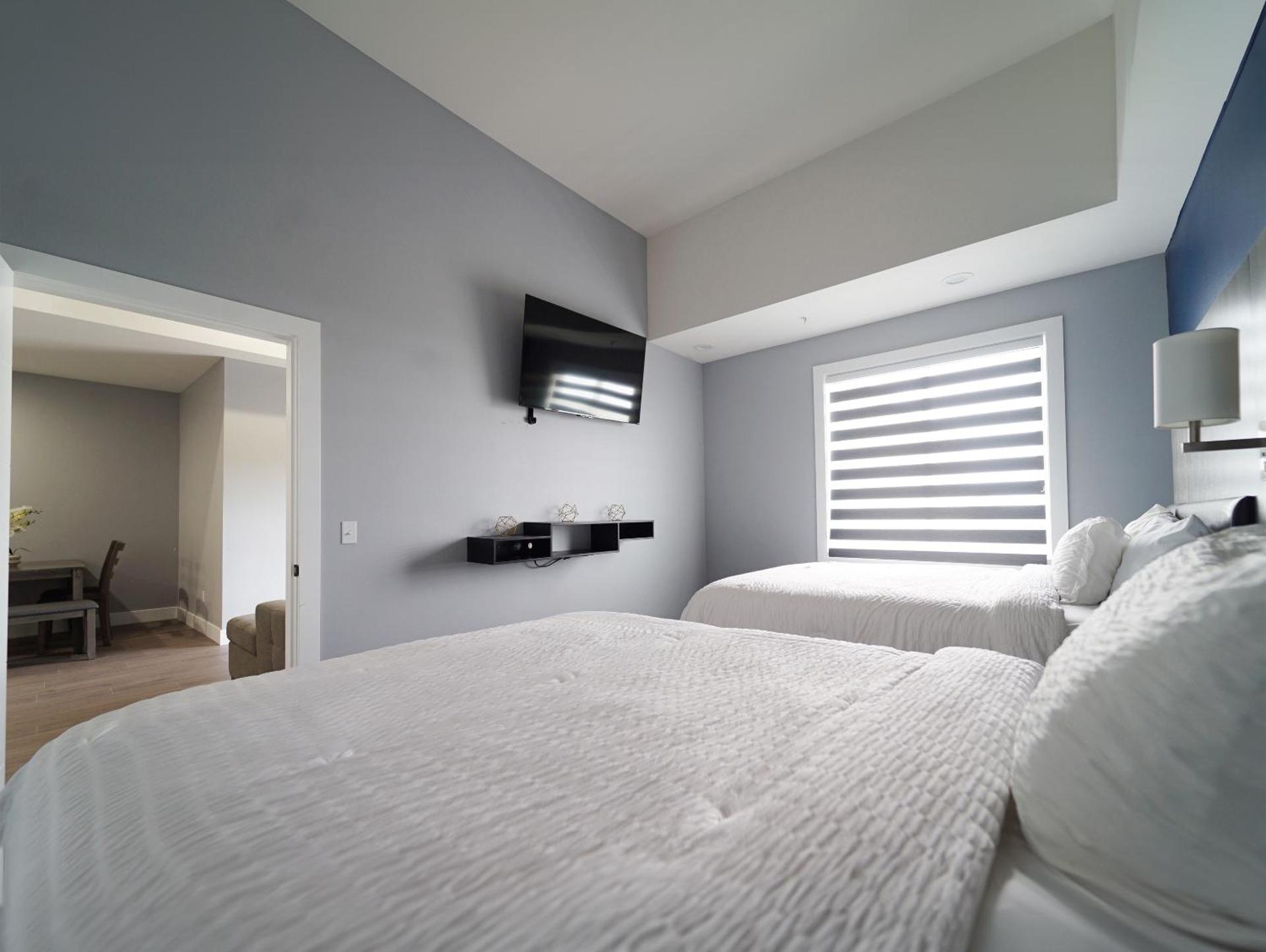 Family Suite with Jacuzzi