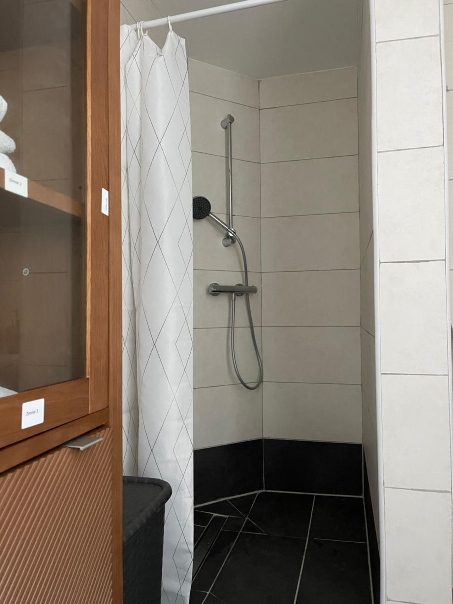 Geräumiges Komfort-Schlafzimmer im Zentrum von Kassel