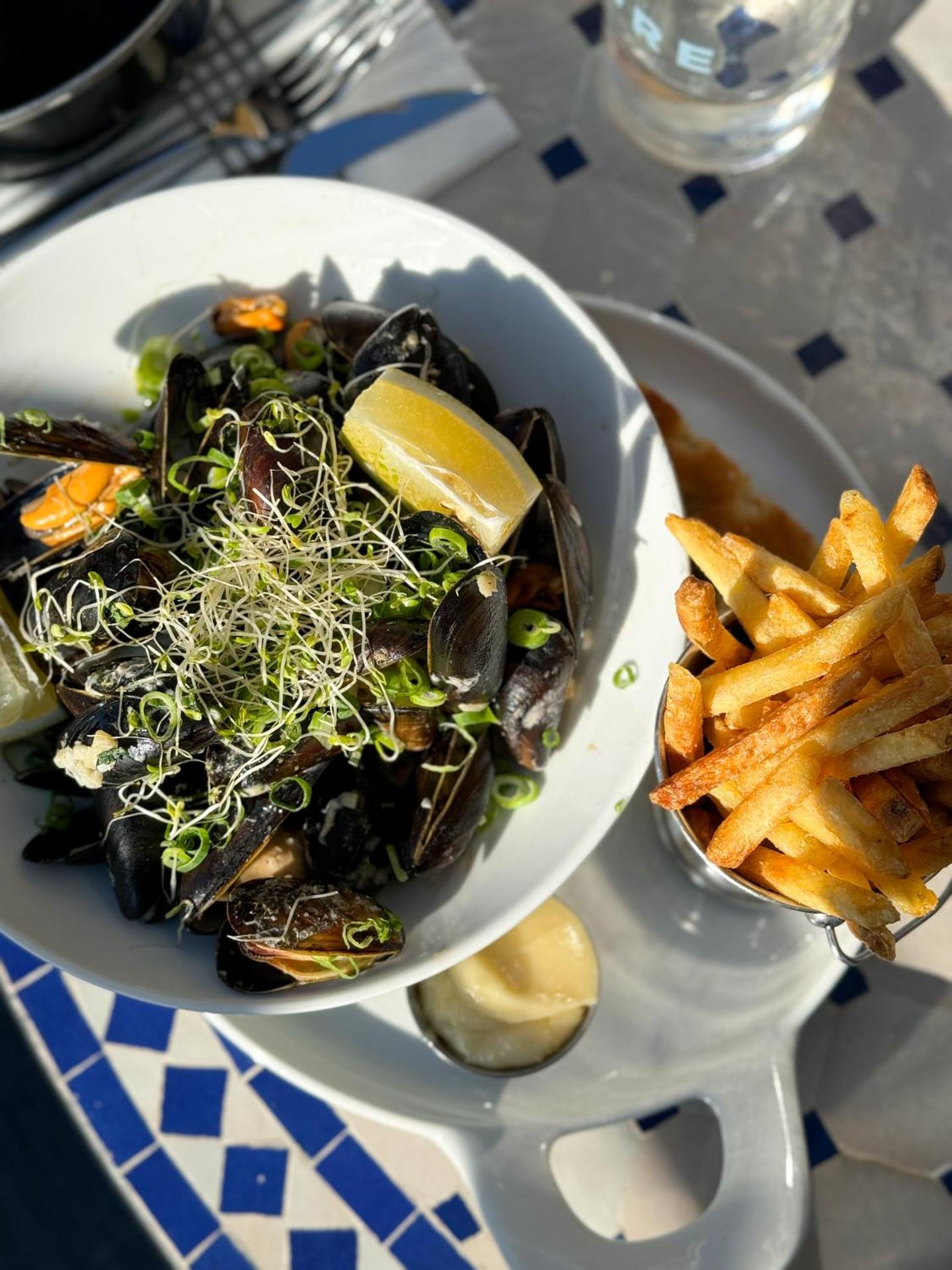 Restaurant/places to eat