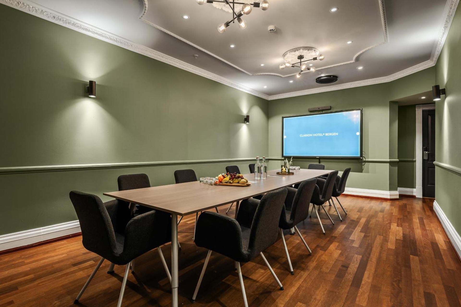 Meeting/conference room