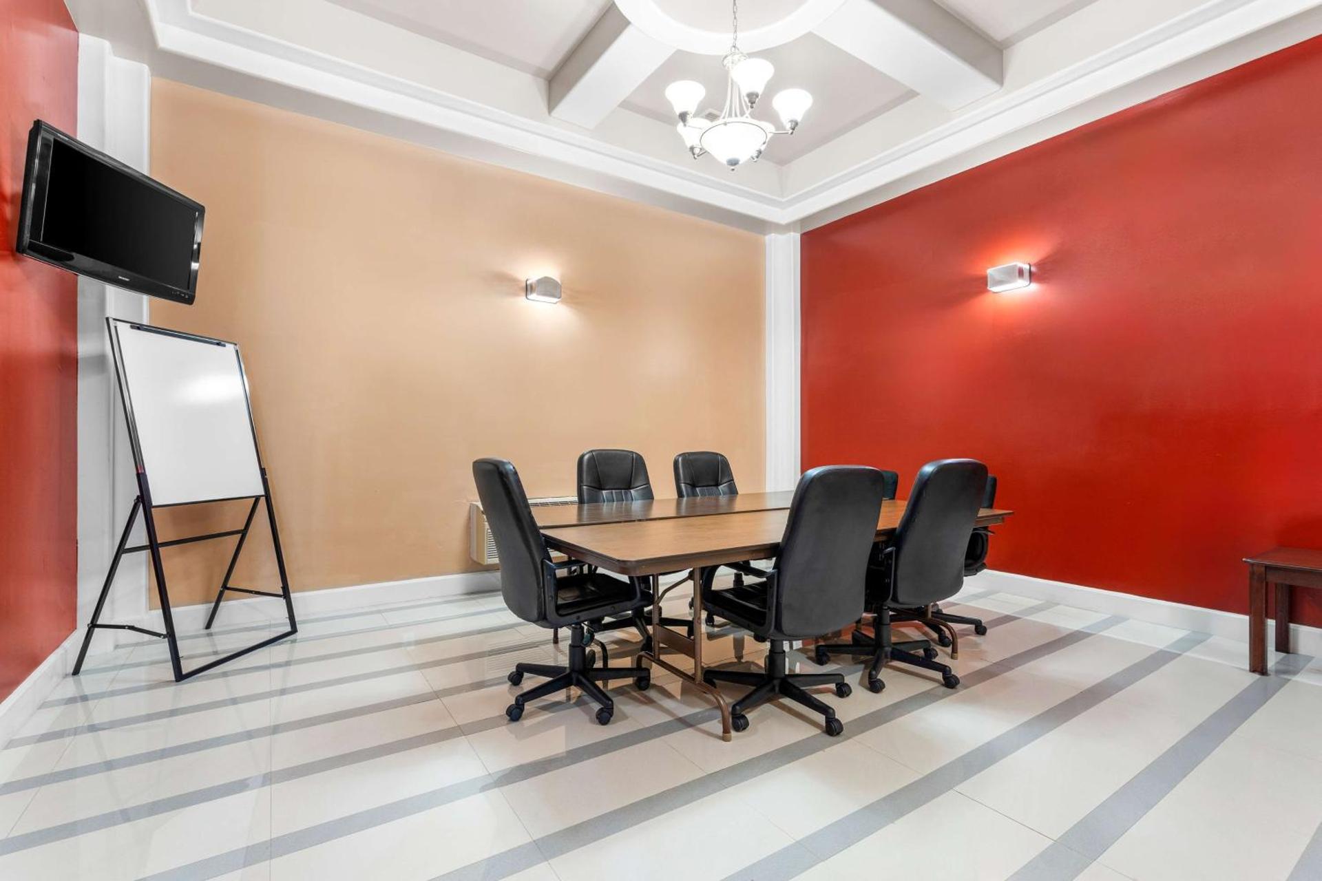 Meeting/conference room