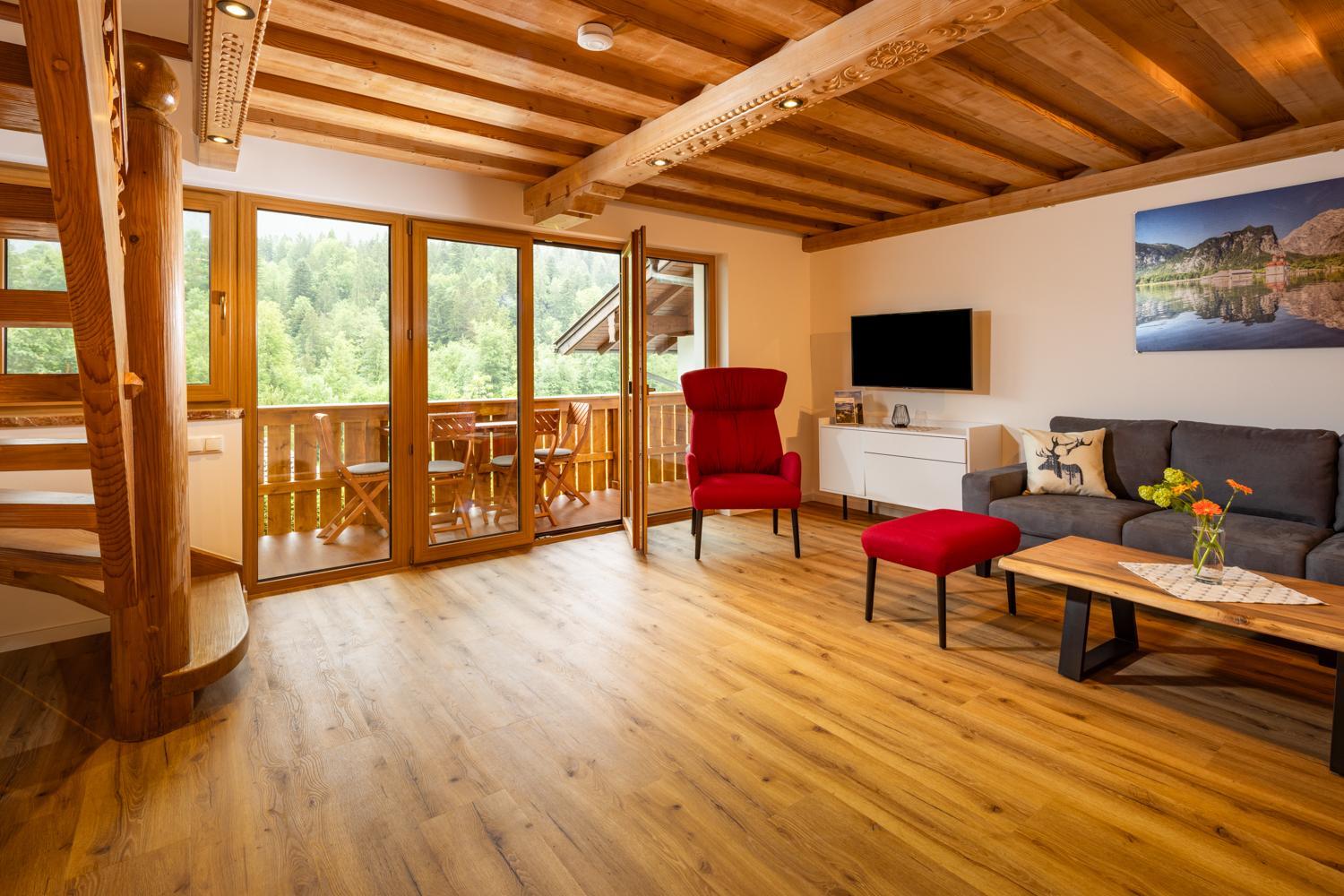 Apartment with Garden View