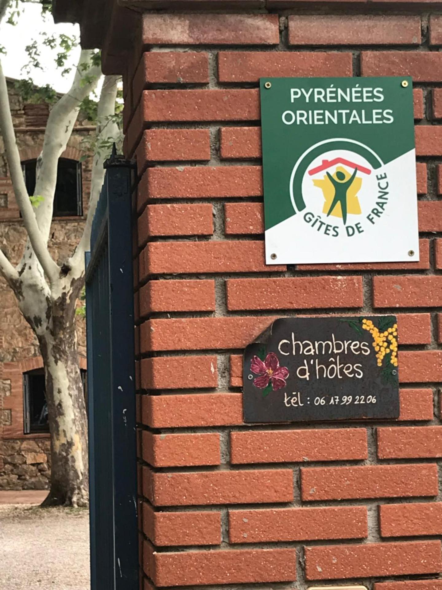 Logo/Certificate/Sign