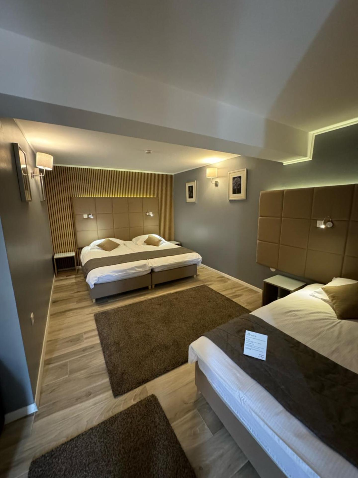 Hotel - Pansion Kod Ruže - Strossmayer No 1 - breakfast included