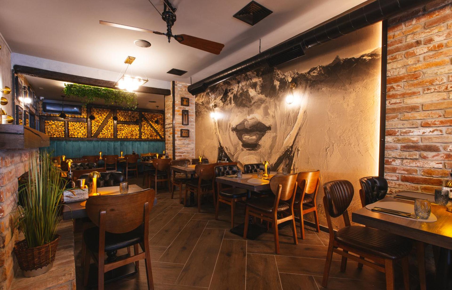 Hotel - Pansion Kod Ruže - Strossmayer No 1 - breakfast included