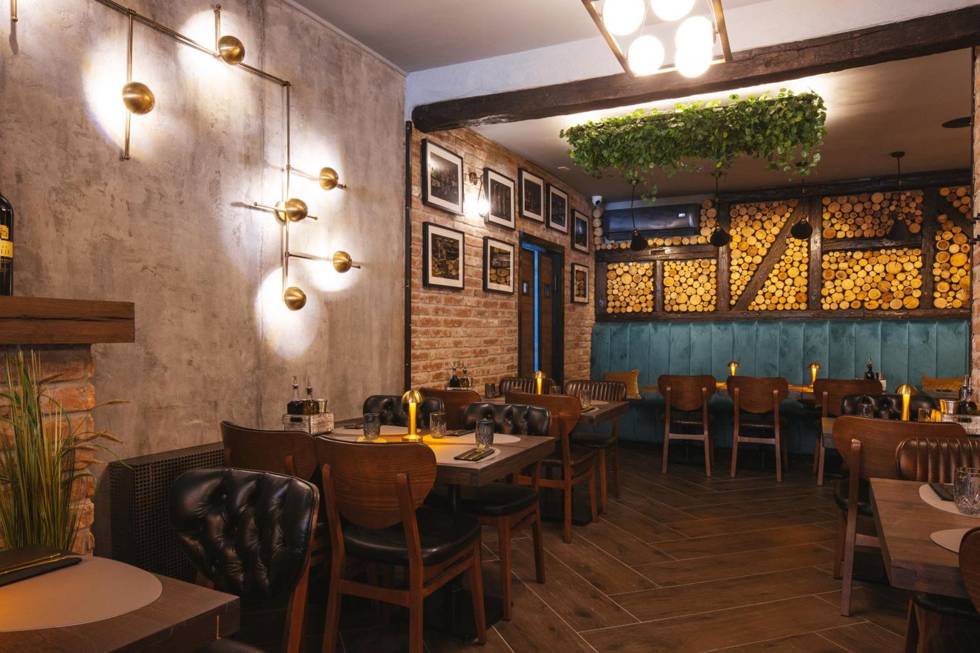 Hotel - Pansion Kod Ruže - Strossmayer No 1 - breakfast included