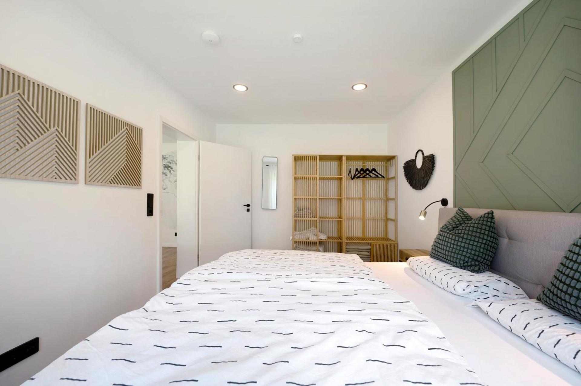 Design-Apartment mit Garten