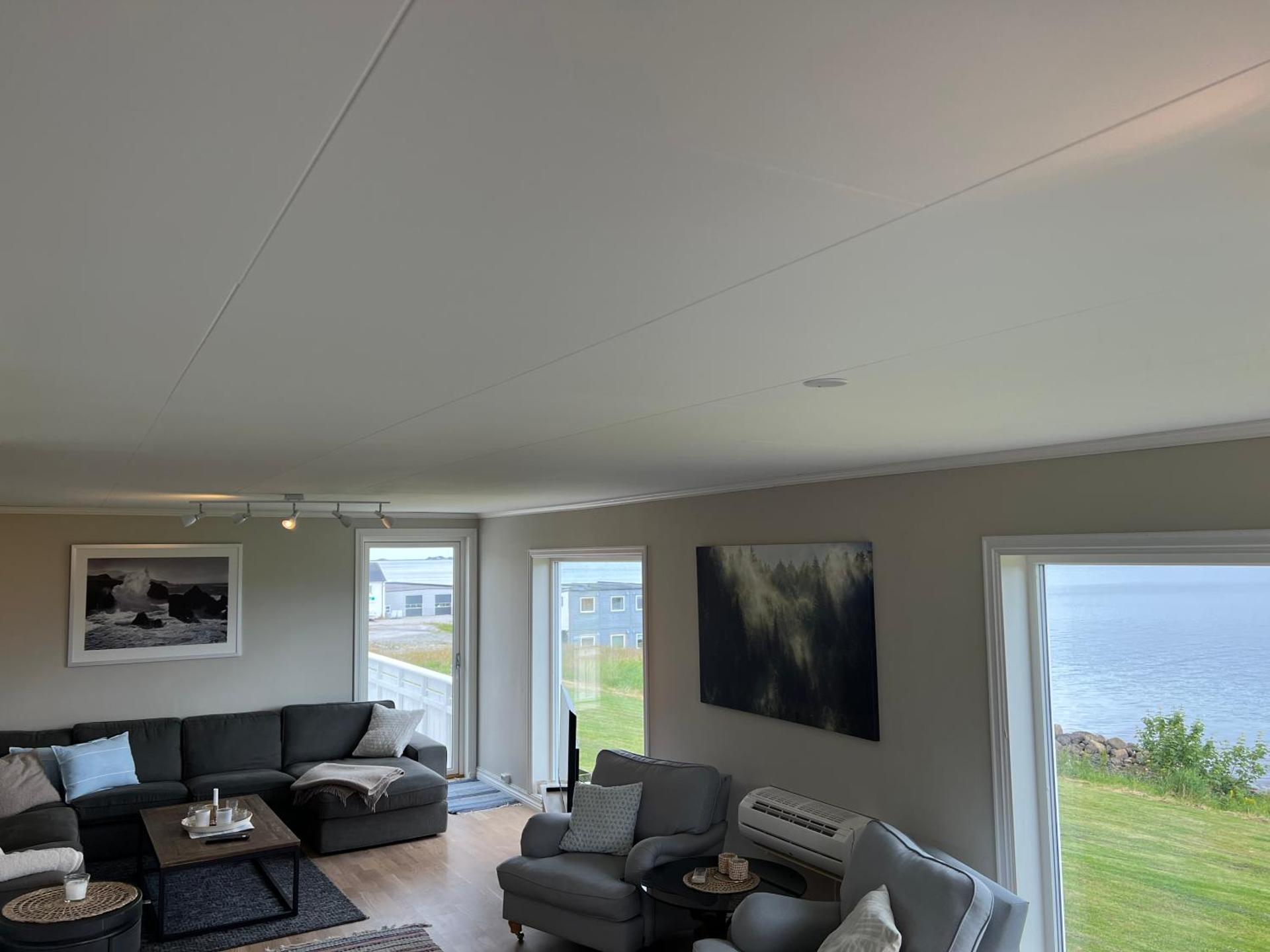 Sjønært feriehus, båt tilgjengelig for leie