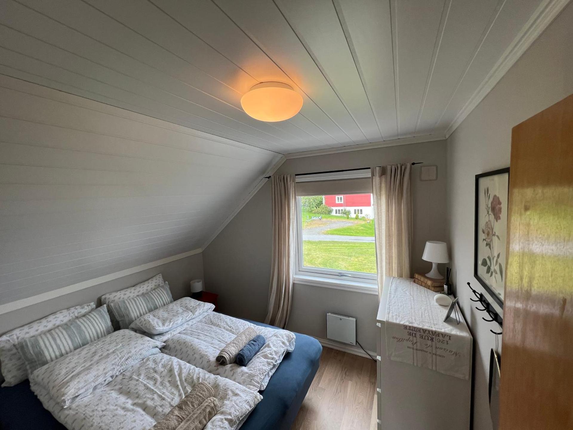 Sjønært feriehus, båt tilgjengelig for leie