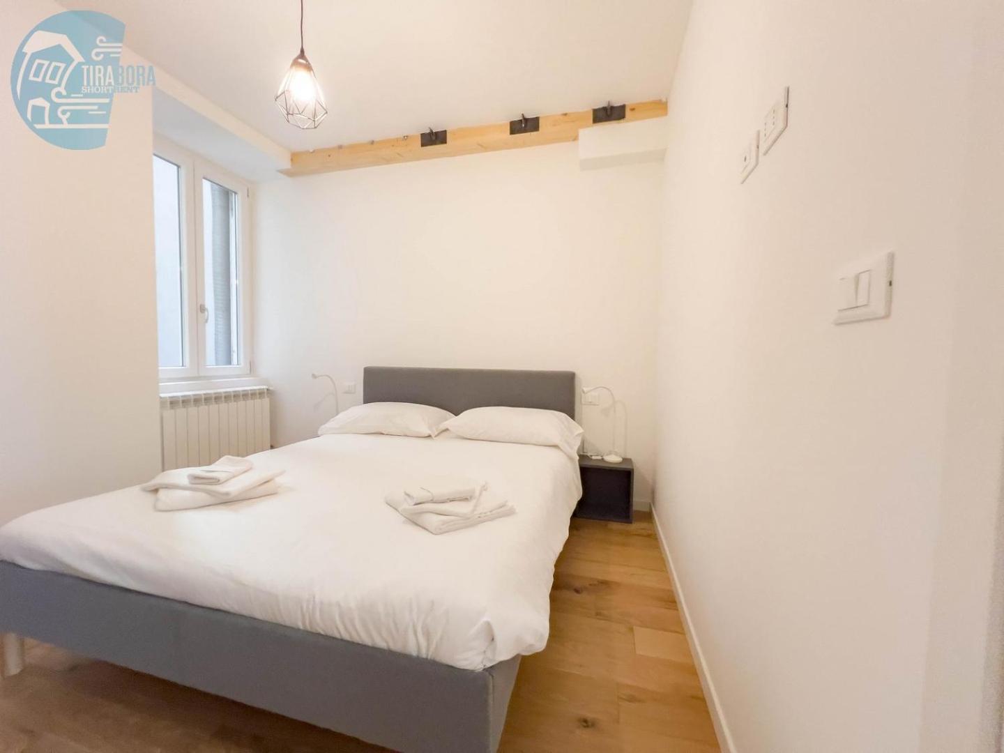 Cassa di Risparmio 11 Tirabora Short Rent