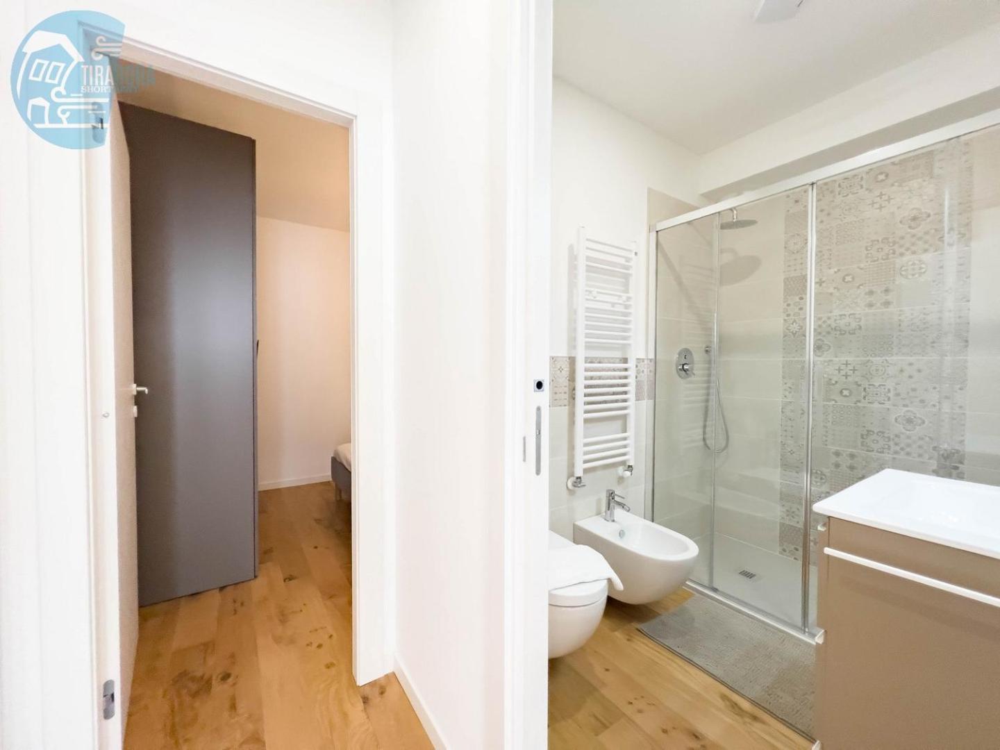 Cassa di Risparmio 11 Tirabora Short Rent