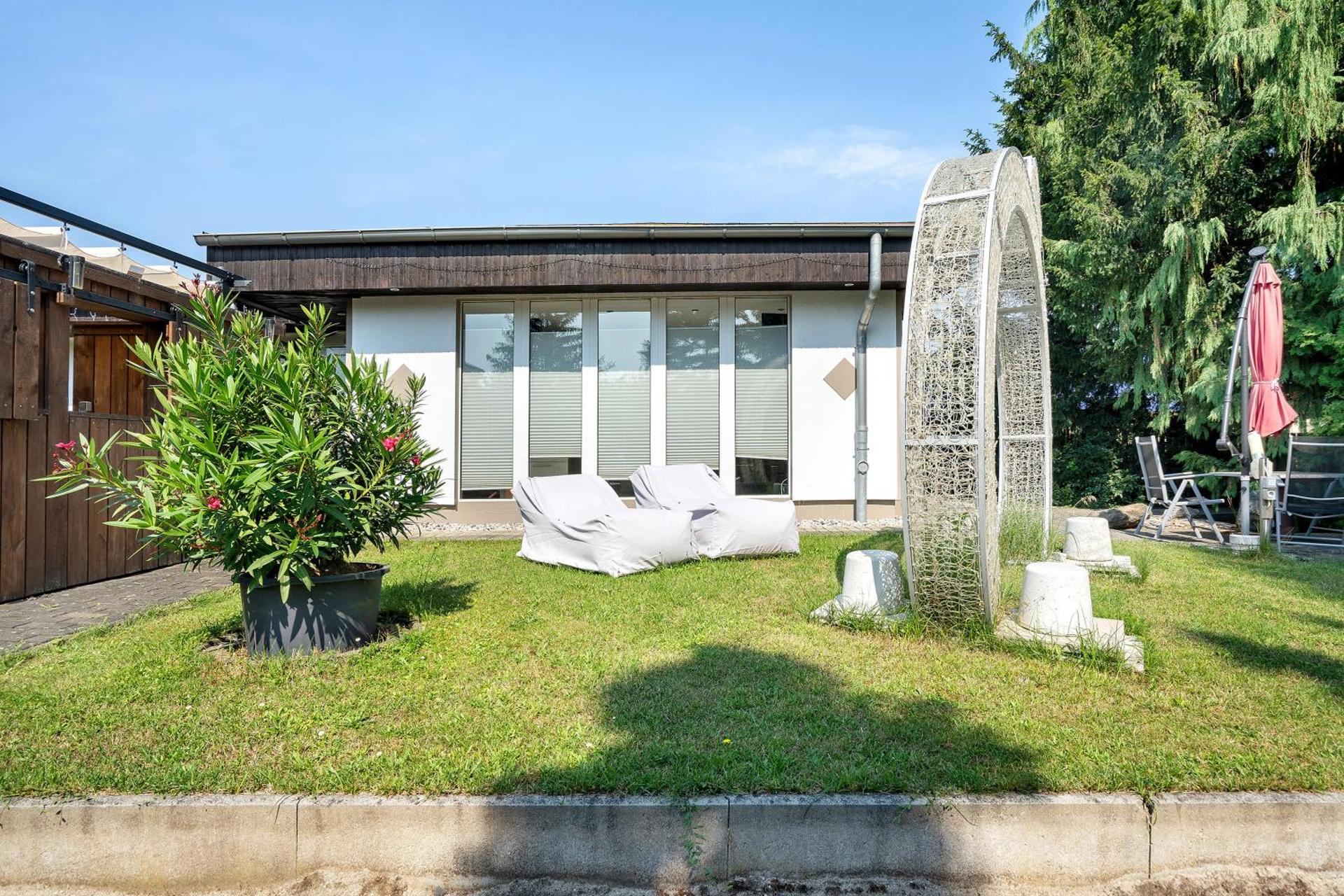 One-Bedroom Apartment with Garden View