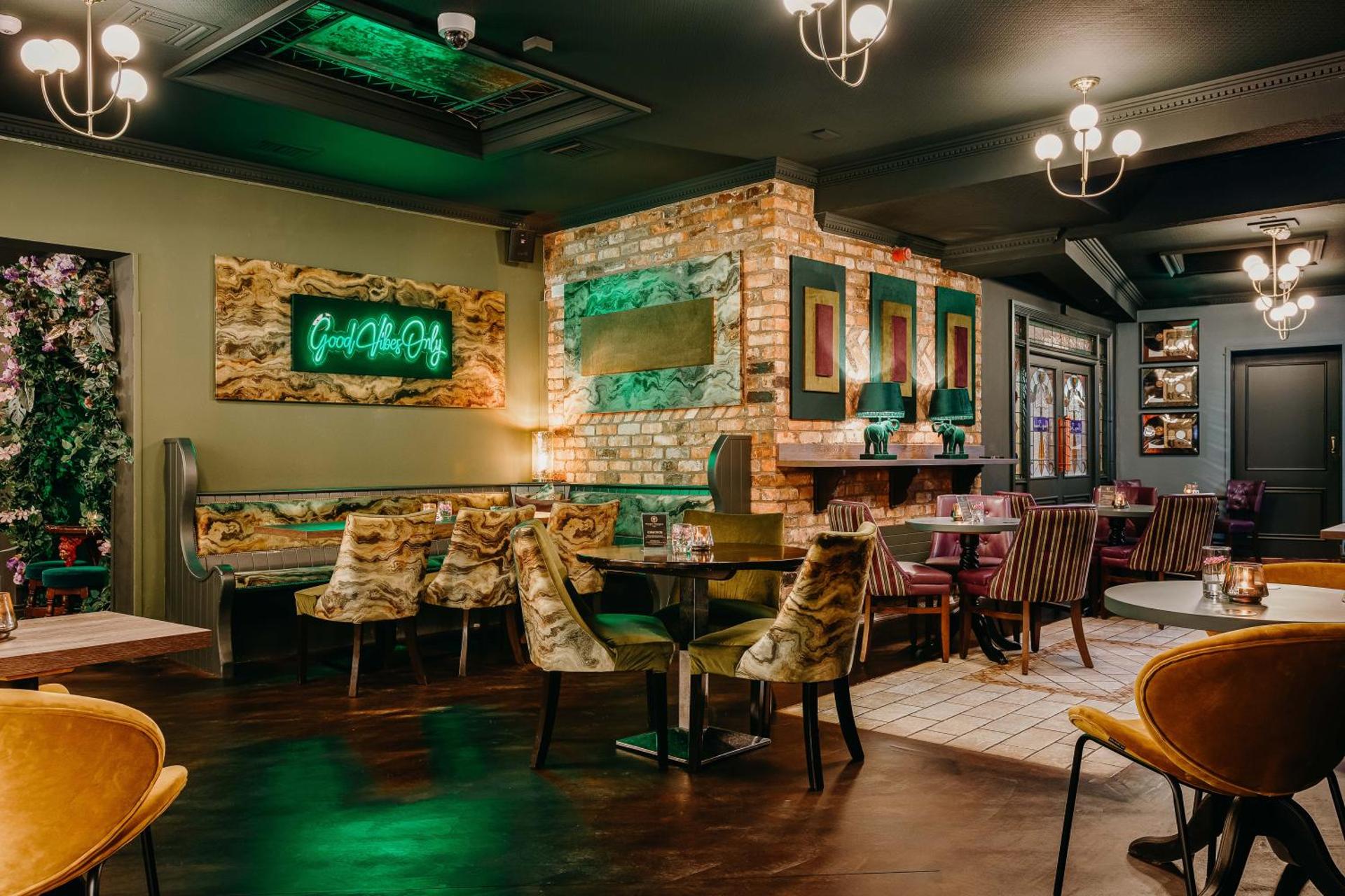 Restaurant/places to eat