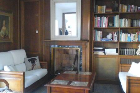 CHAMBRES D'HÔTES CHEZ CATHERINE A REUS chambre bord de mer avec salle de bains privée