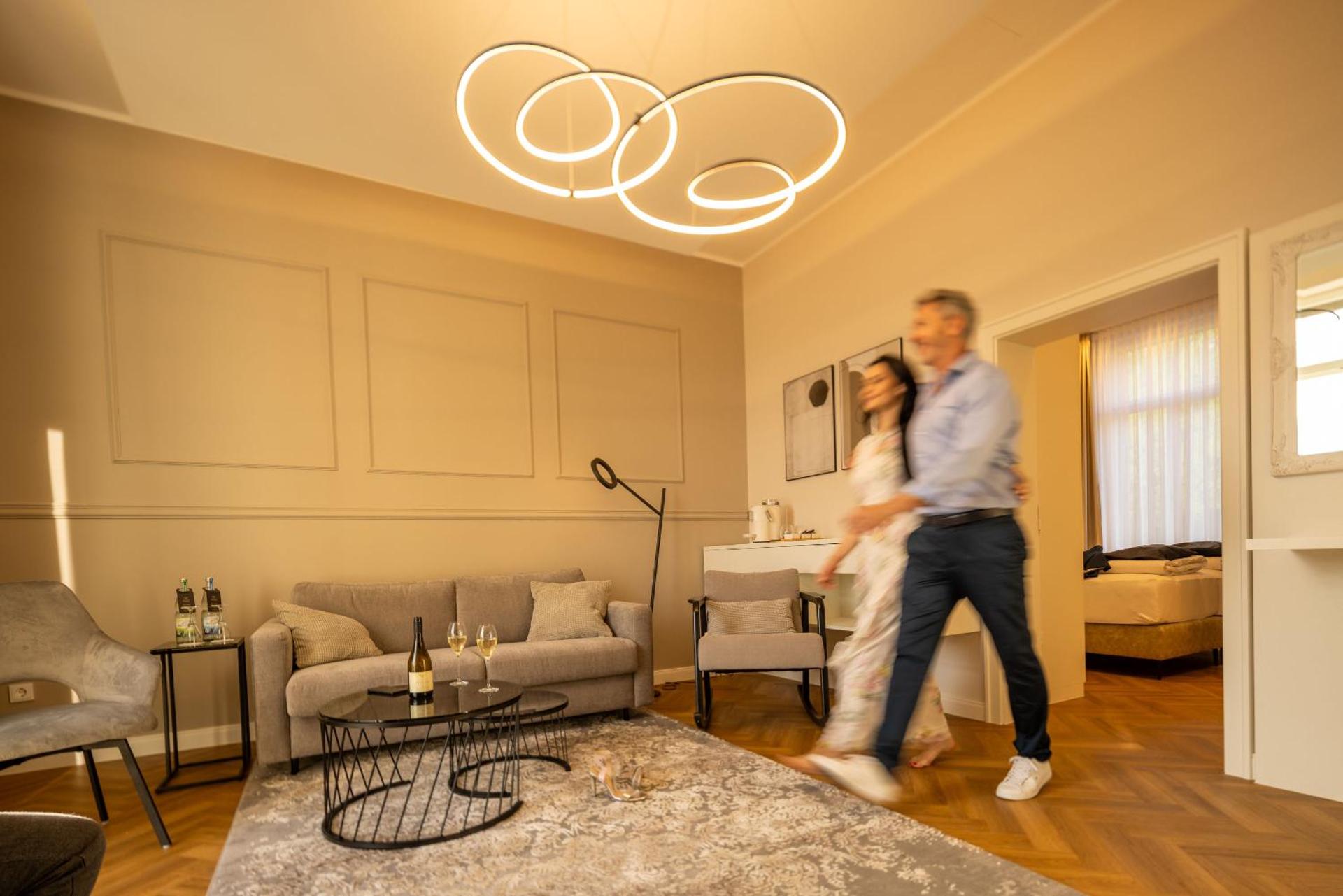 Photo of the whole room