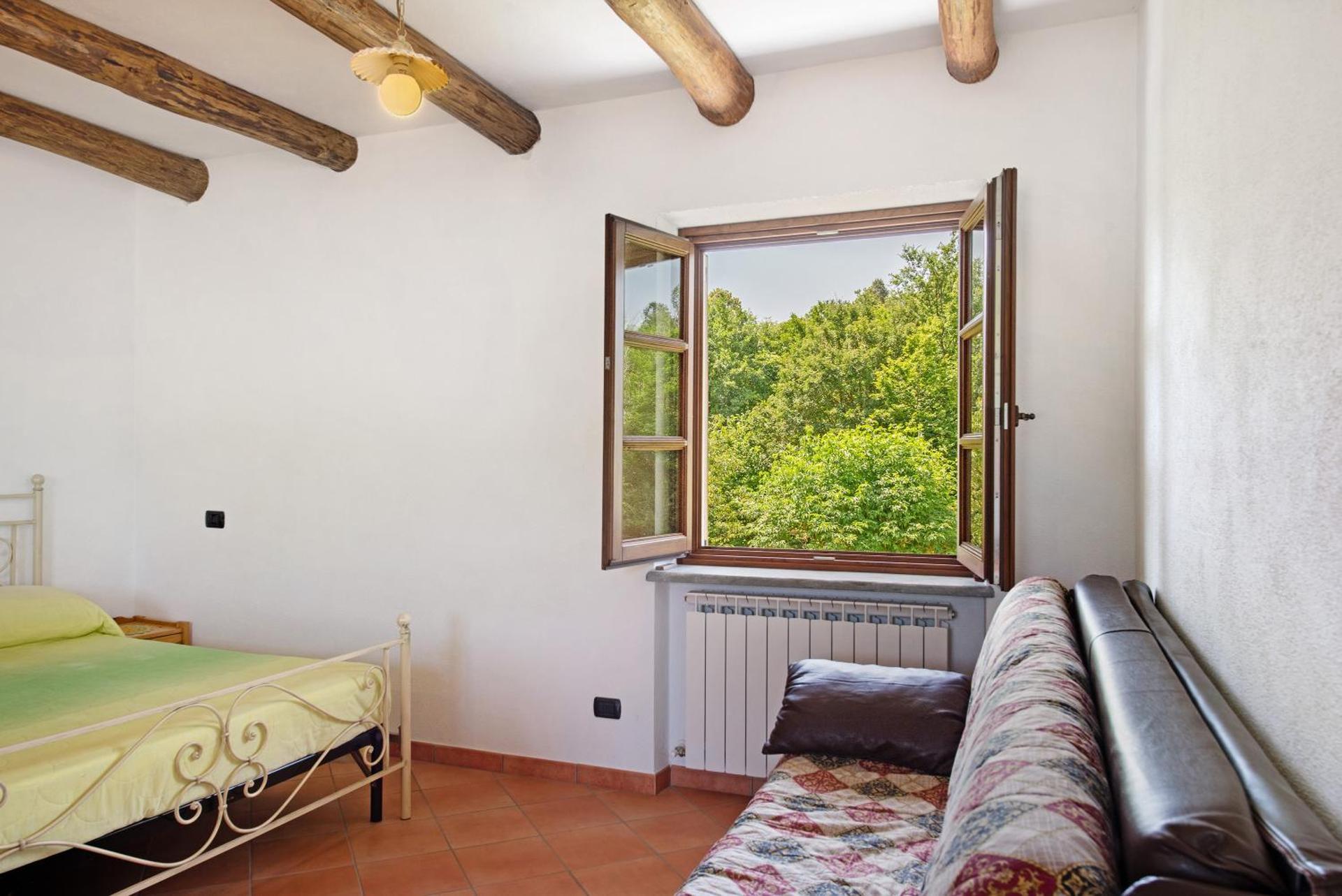 Ant Ra Prina Chiaro Pino