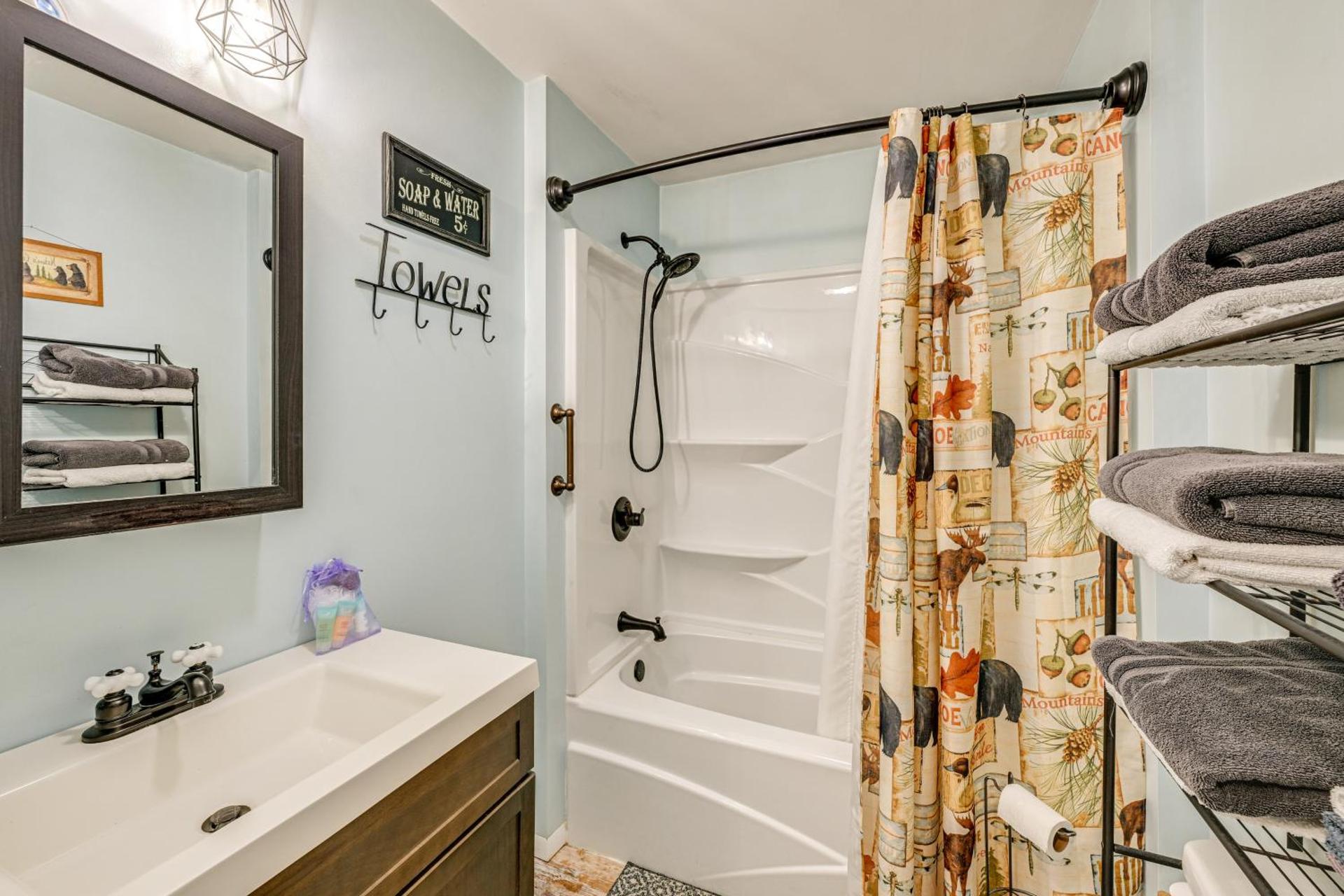 Bryson City Home with Deck about 1 Mi to Fontana Lake