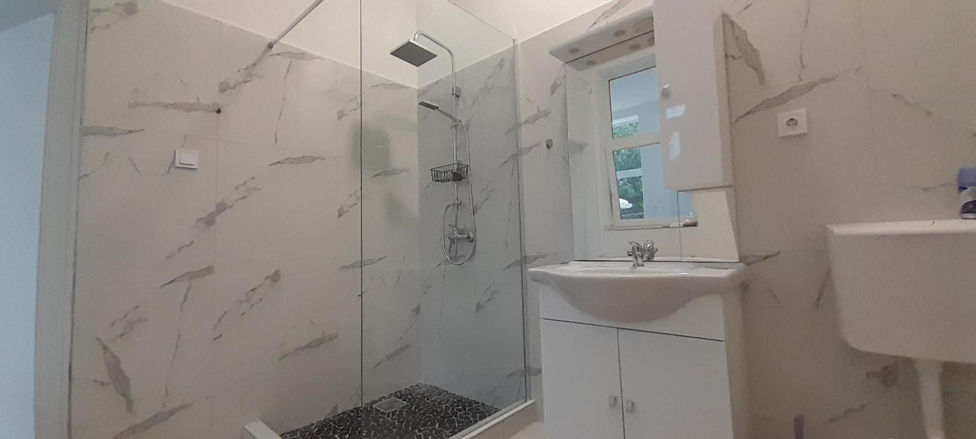 Déri Kert Apartmanház B