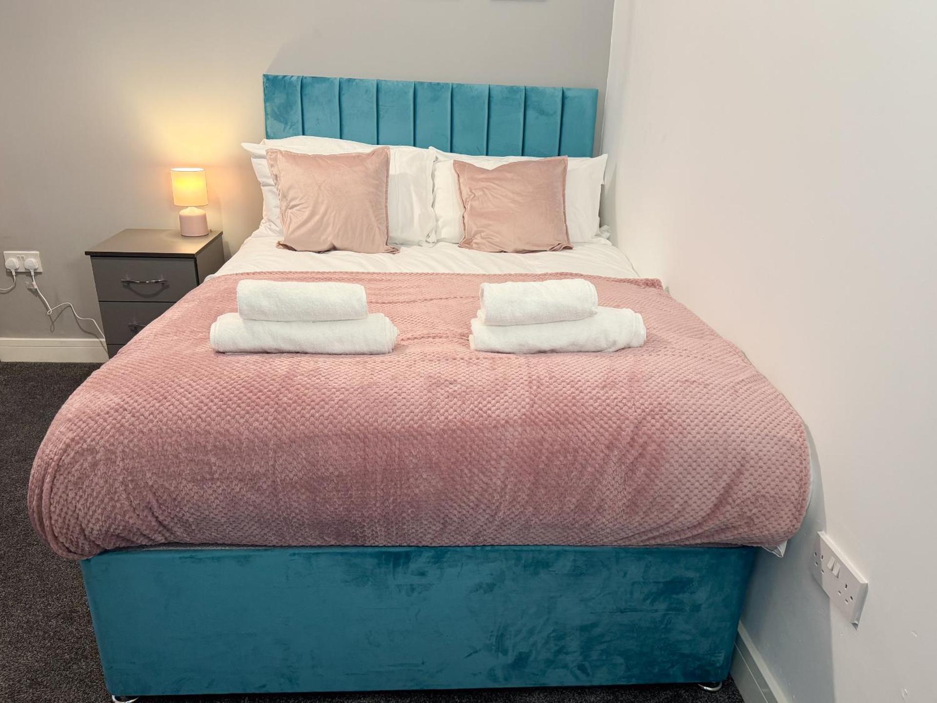 The Groves Lodge Ensuite Rooms In Stockton