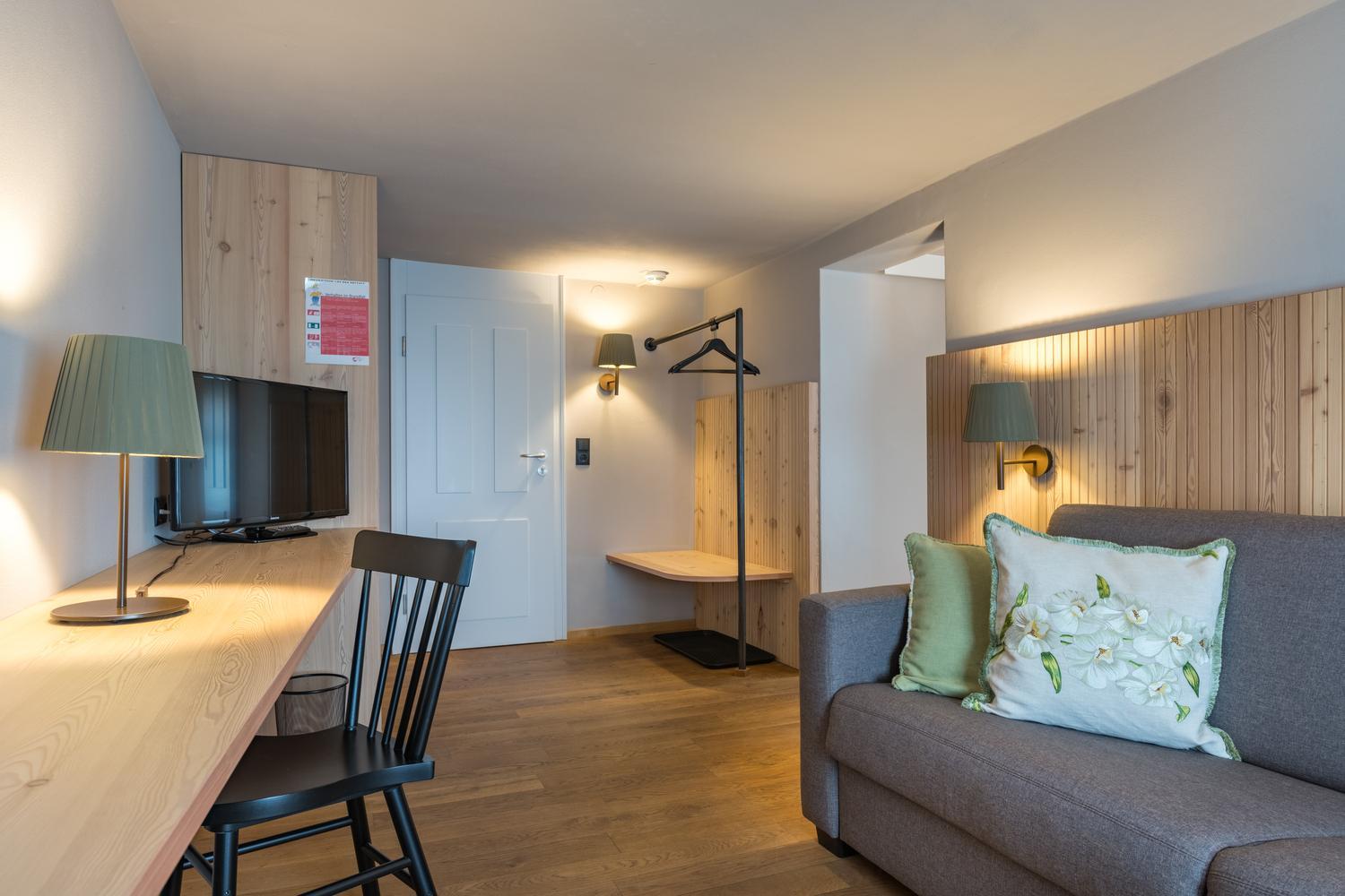 Photo of the whole room