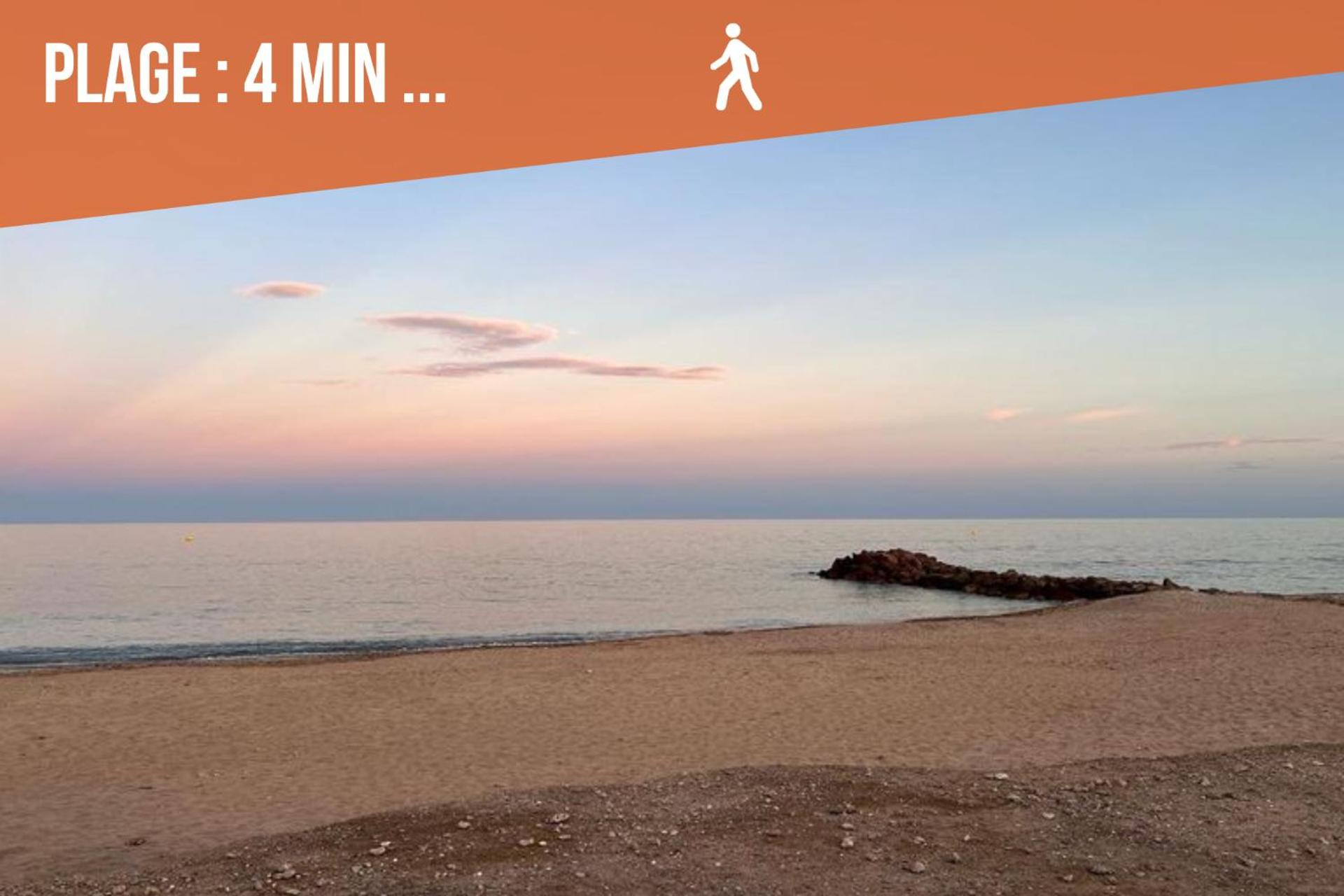 Béréa - Les Cormorans - Vue port et mer