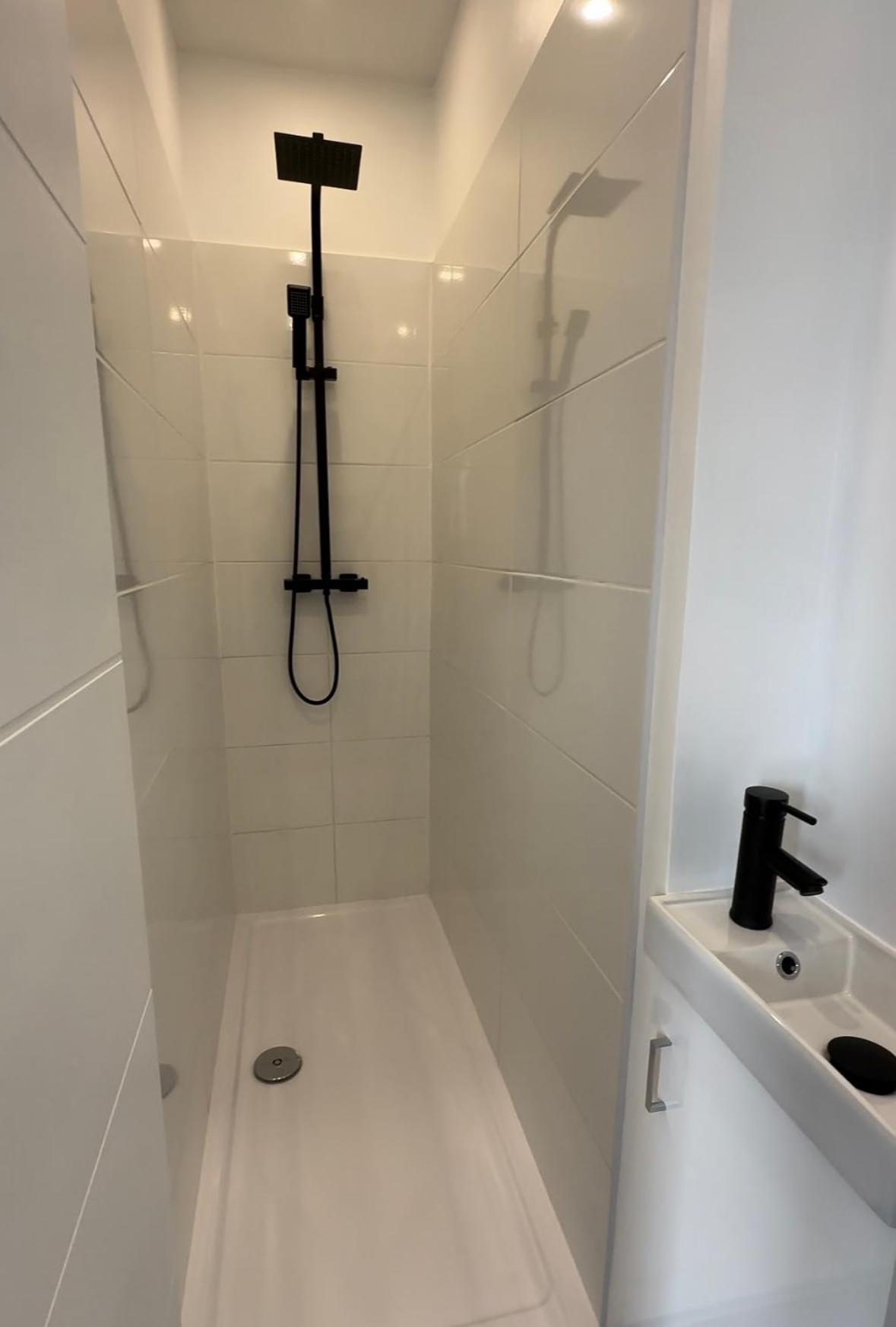 Seaside 5 min from beach ensuite room parking