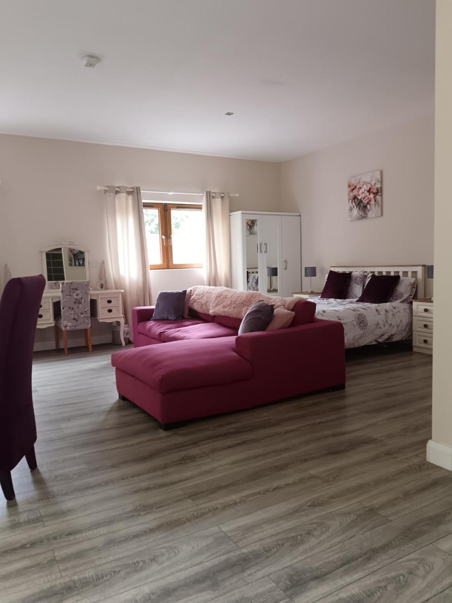 A Beautiful countryside apartment on killarney Road