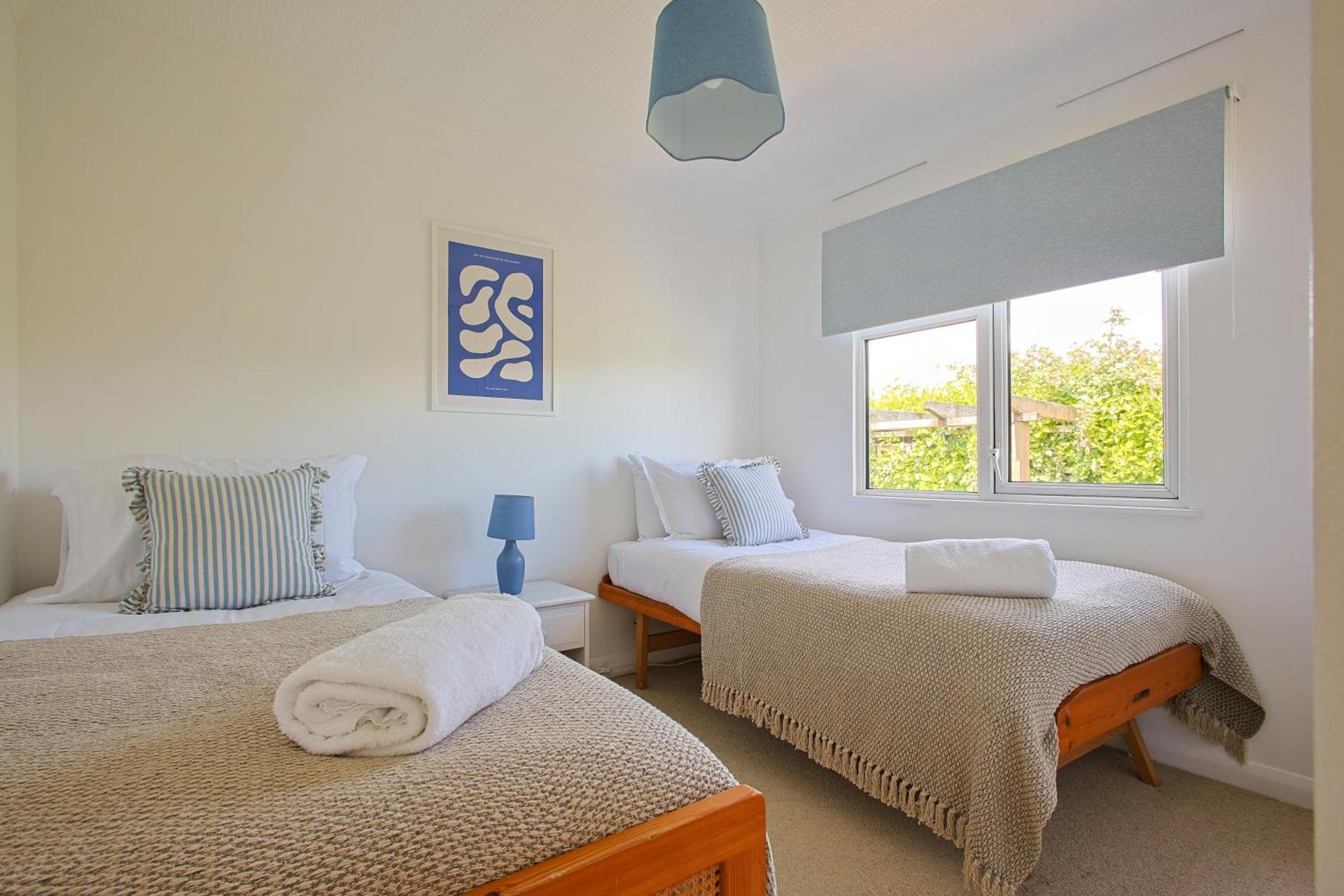 Hot Tub With A View - Christchurch Harbour