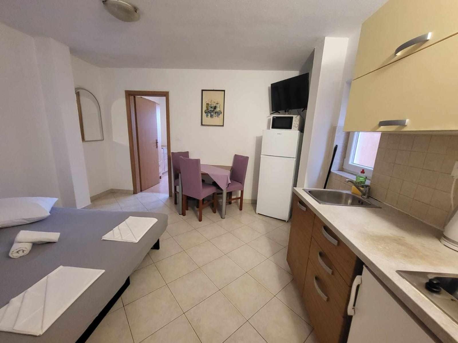 Apartman Ante 2