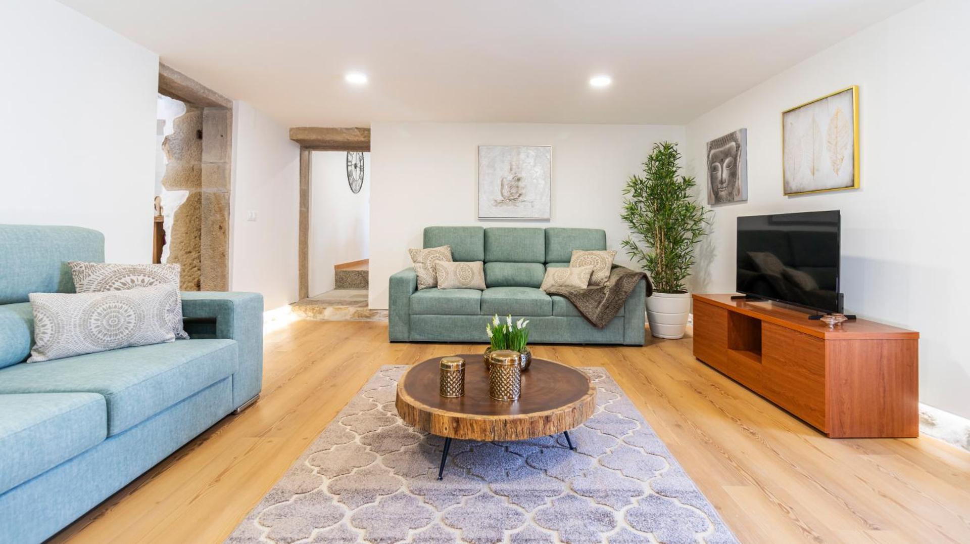 Communal lounge/ TV room