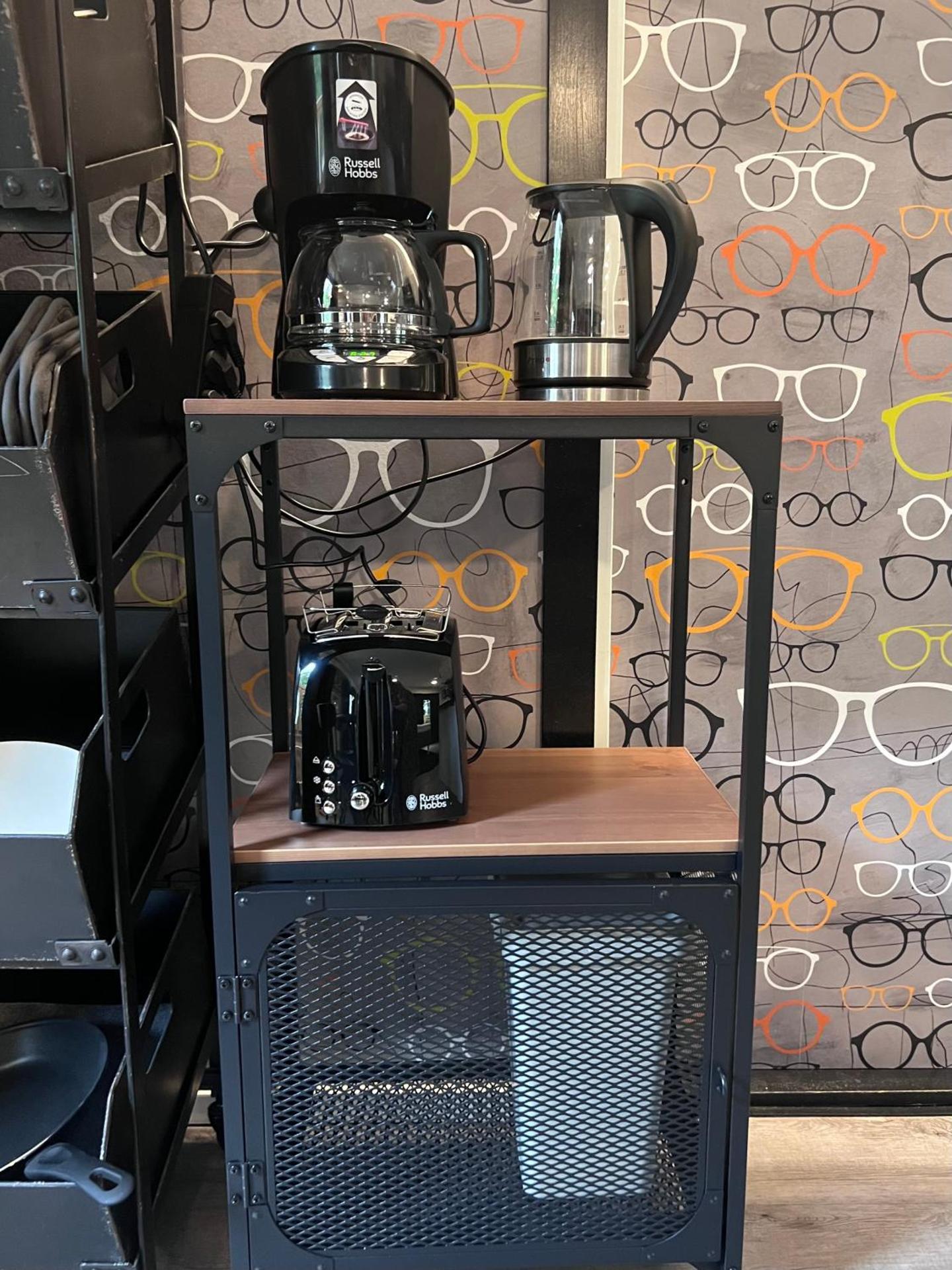 Coffee/tea facilities