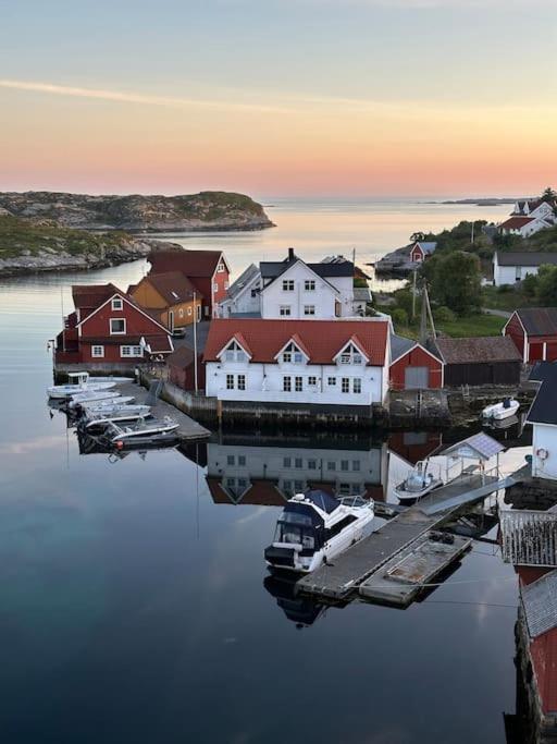 Seaside apartment with balcony A1