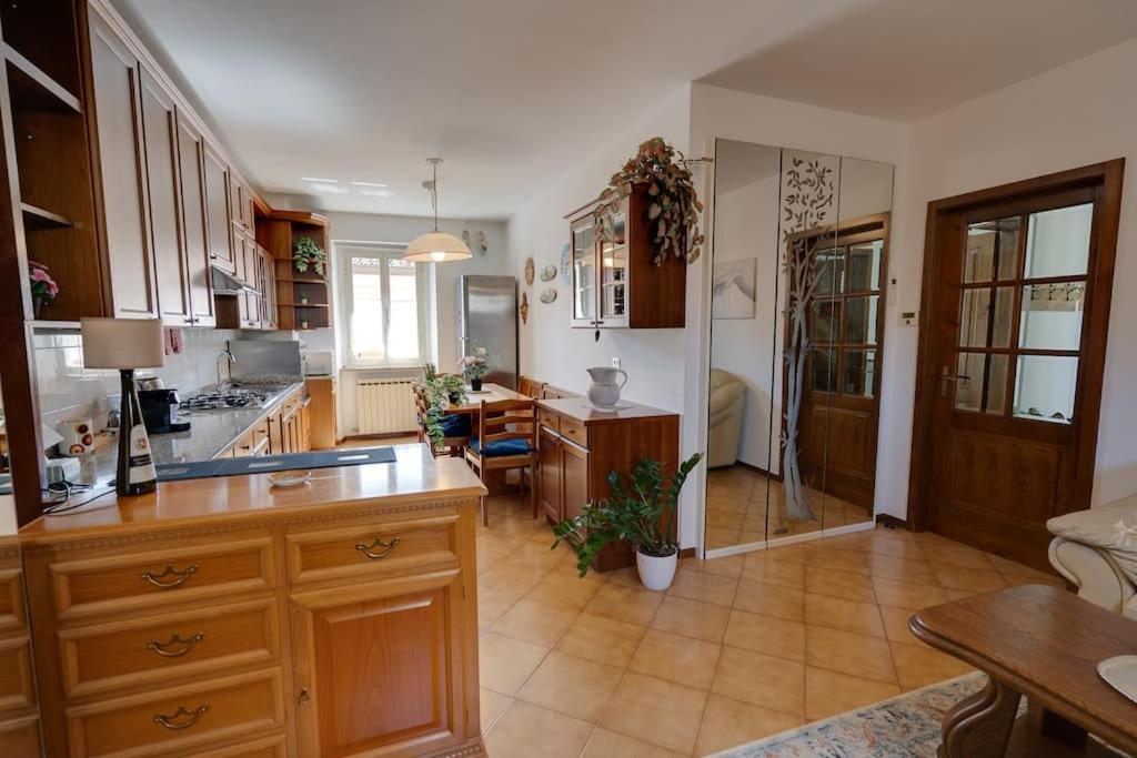 Trilocale in centro a Cormons con balcone e garage