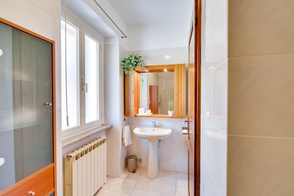 Trilocale in centro a Cormons con balcone e garage