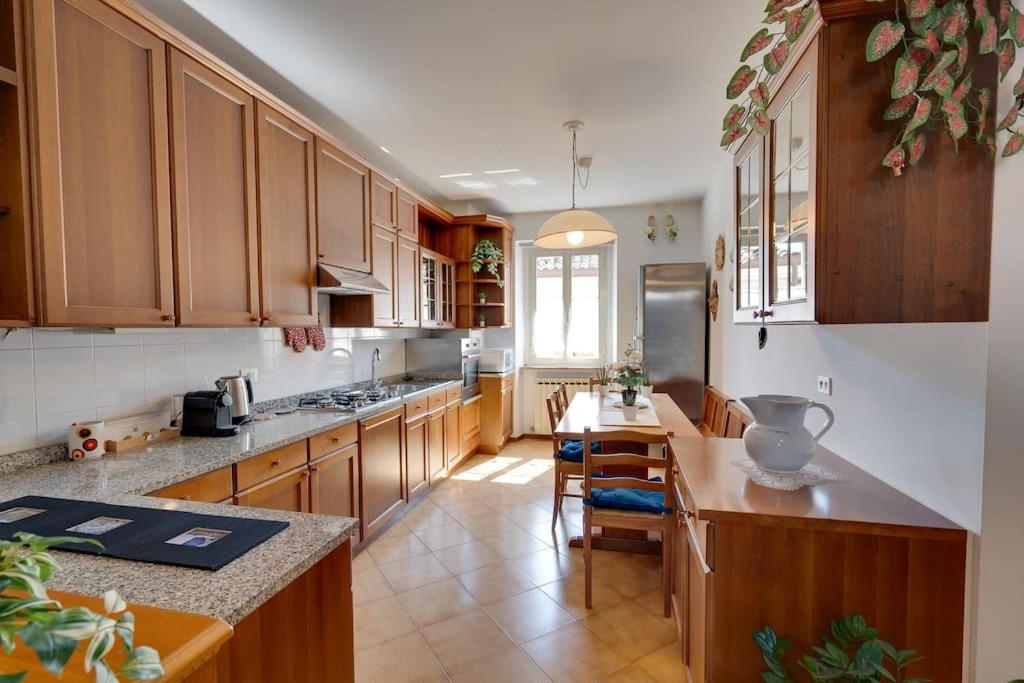 Trilocale in centro a Cormons con balcone e garage